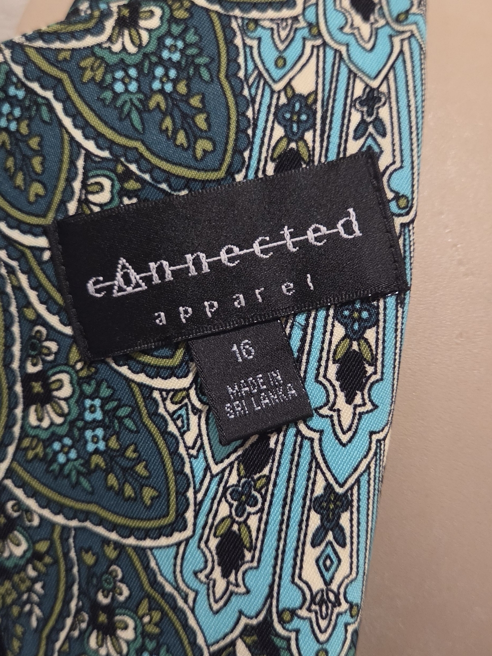 connected apparel Teal and Olive Paisley-Print Sleeveless Shift Dress - Picture 2 of 7